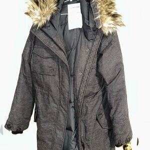 Aritzia Community, Military Edition, warmest parka, size Medium.